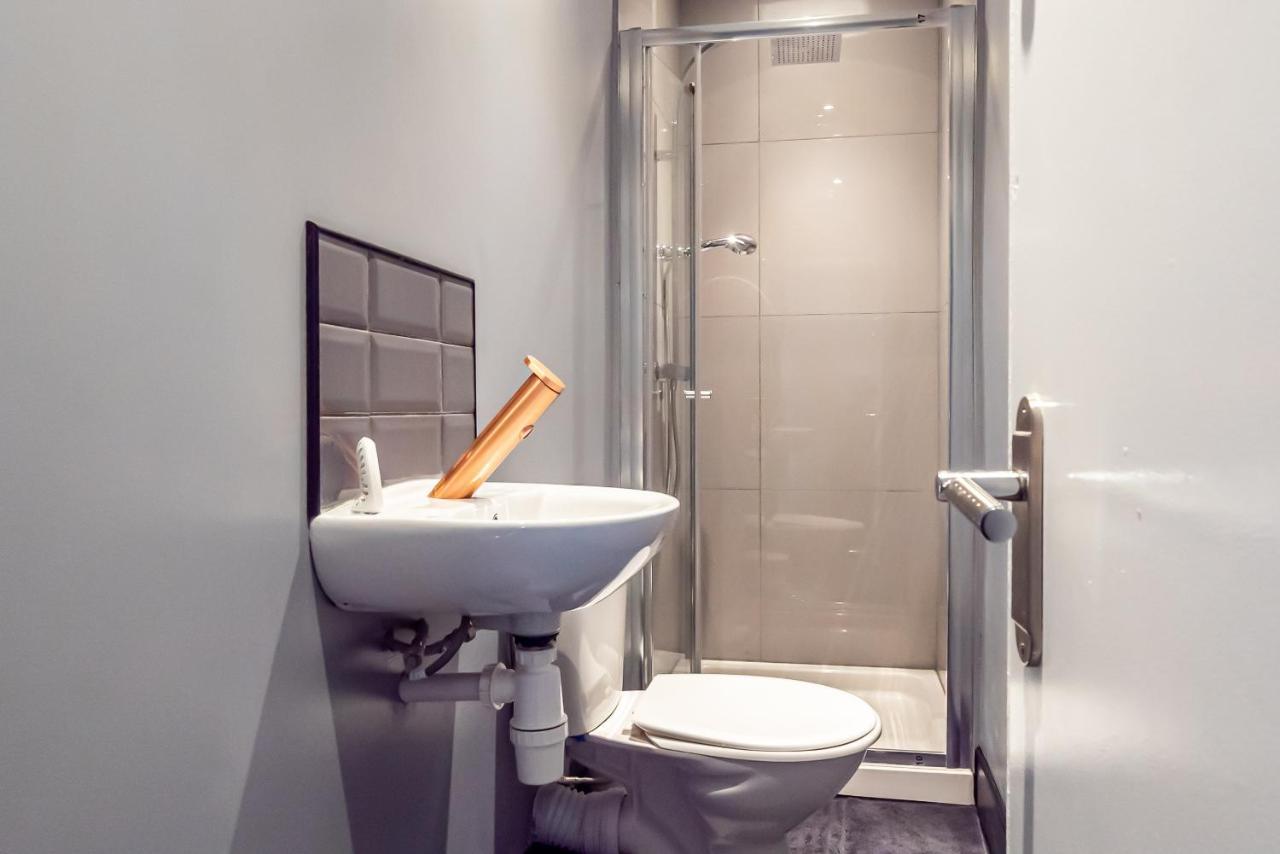 Shirley House 3, Guest House, Self Catering, Self Check In With Smart Locks, Use Of Fully Equipped Kitchen, Close To City Centre, Ideal For Longer Stays, Walking Distance To Bat, 20 Min Drive To Fawley Refinery, Excellent Transport Links Саутхамптън Екстериор снимка